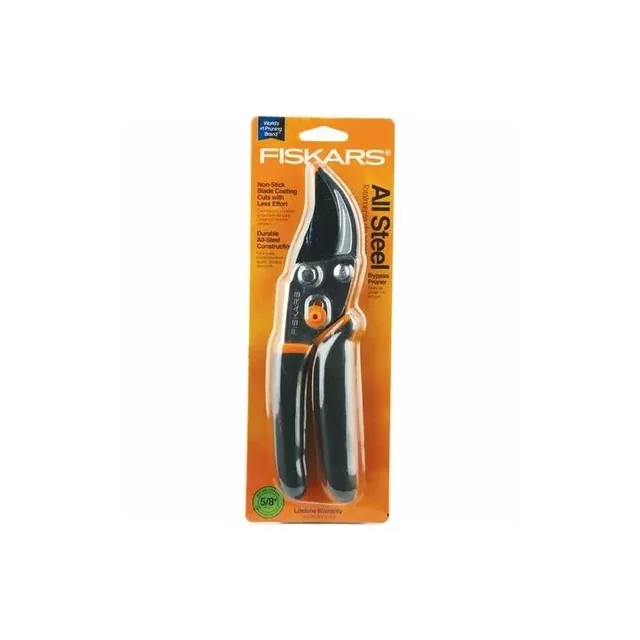 Fiskars Traditional 391091-1013 five-eighths-inch bypass pruner in orange retail packaging