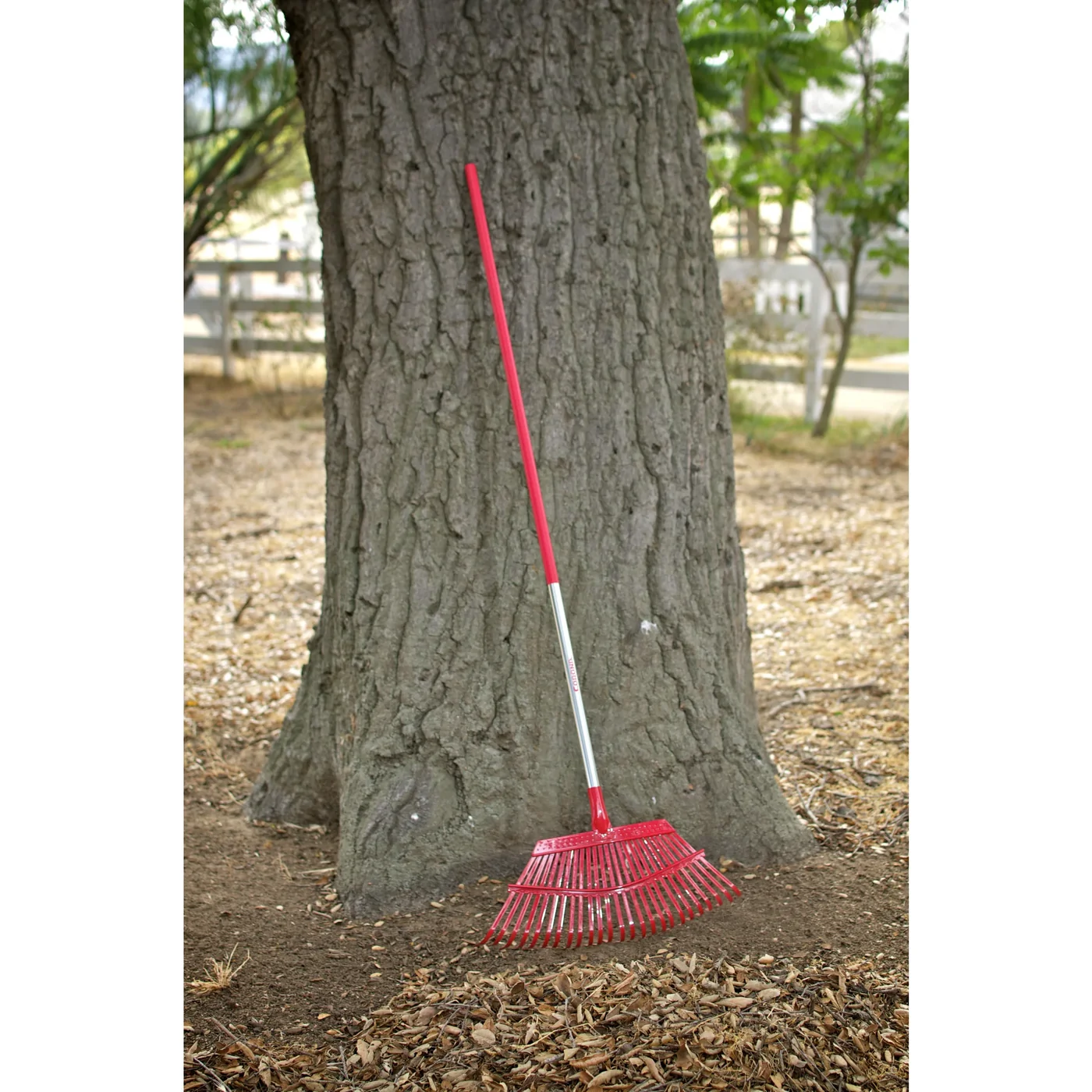 Corona RK 62061 19-inch Aluminum-Handle Leaf Rake, manufacturer gallery view 2