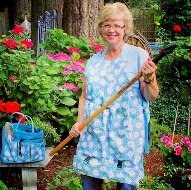 Grampa's Weeder Original stand-up weed puller, product view 2