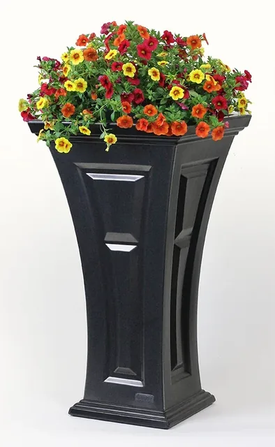 FCMP Heritage self-watering planters, black two-pack manufacturer product view 5