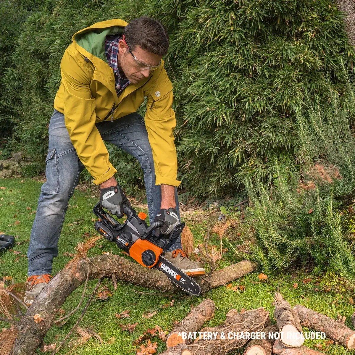 WORX WG322.9 chainsaw, manufacturer gallery view 2