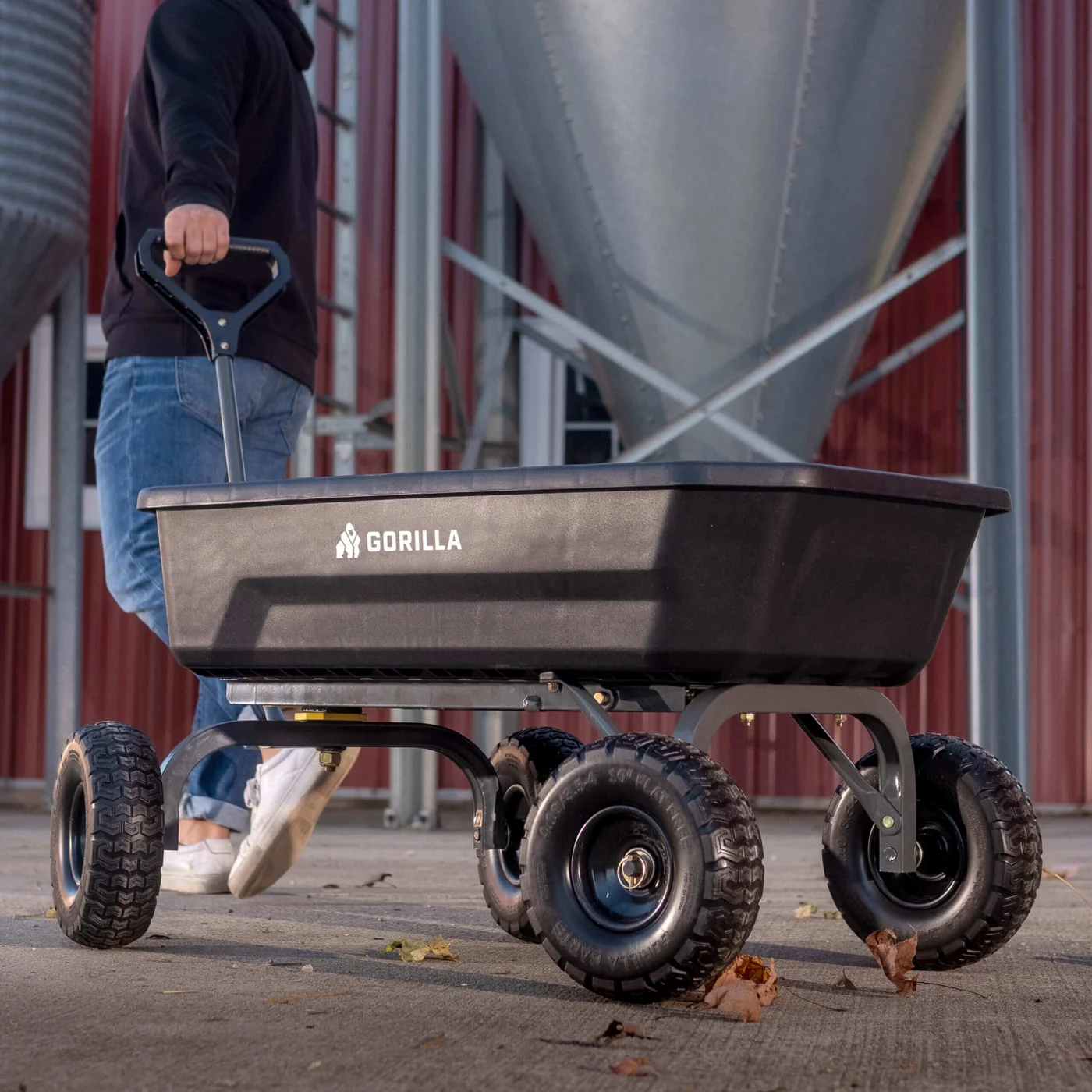 Gorilla 4GCG-NF poly dump cart, product gallery view 5