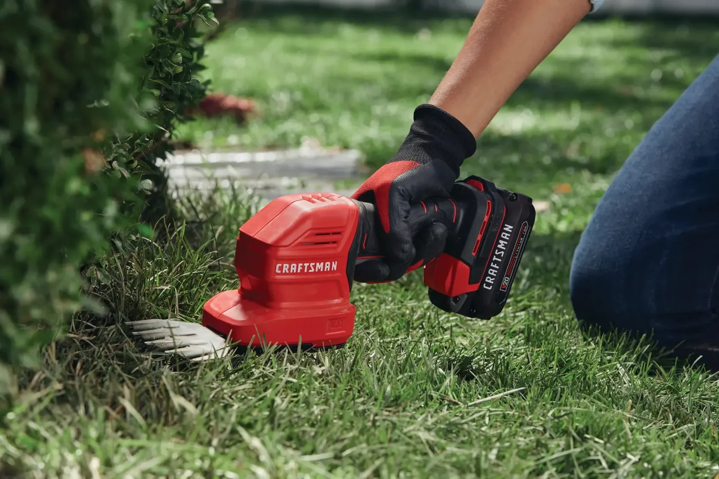 CRAFTSMAN CMCSS800C1 grass shear and shrub trimmer kit, product gallery view 5