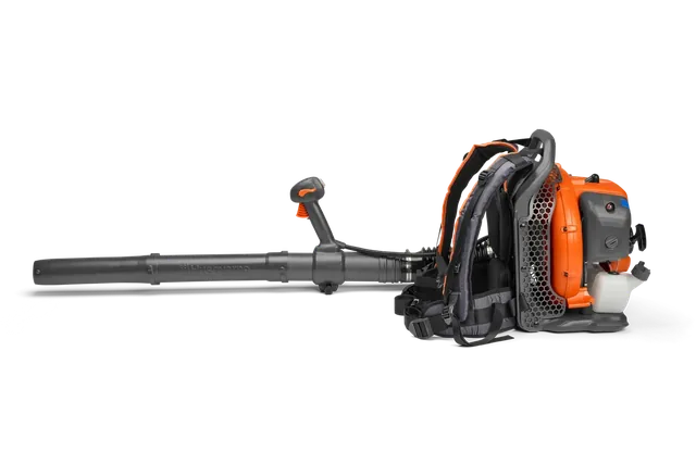 Husqvarna 150BT. Side view of a backpack leaf blower with ergonomic handle and harness.