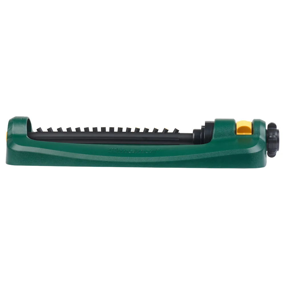 Melnor 65148AMZ sixteen-nozzle oscillating sprinkler, detail or garden-use view 4