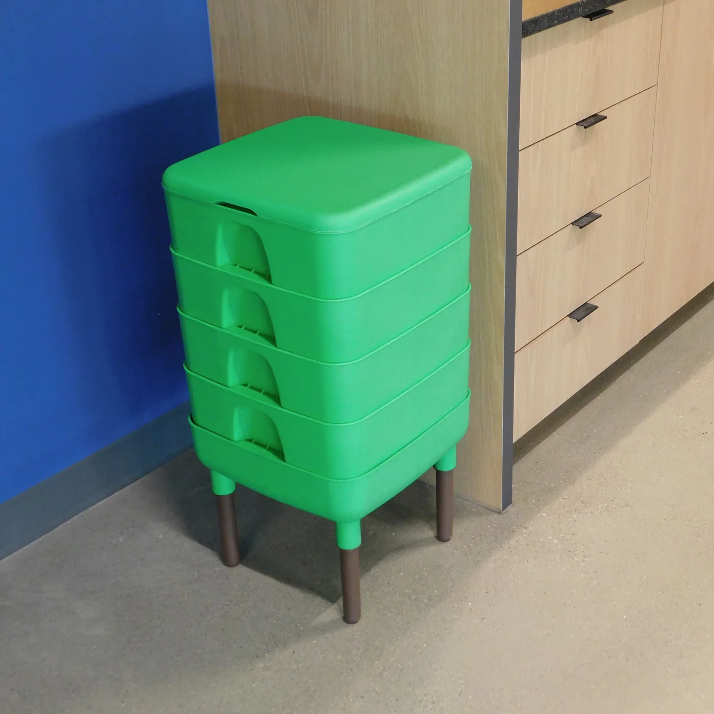 FCMP Essential Living four-tray worm composter, green manufacturer product view 2