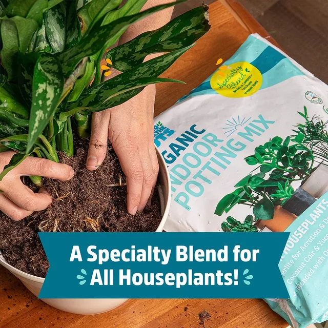 Back to the Roots 6-quart organic indoor potting mix, product photograph 6