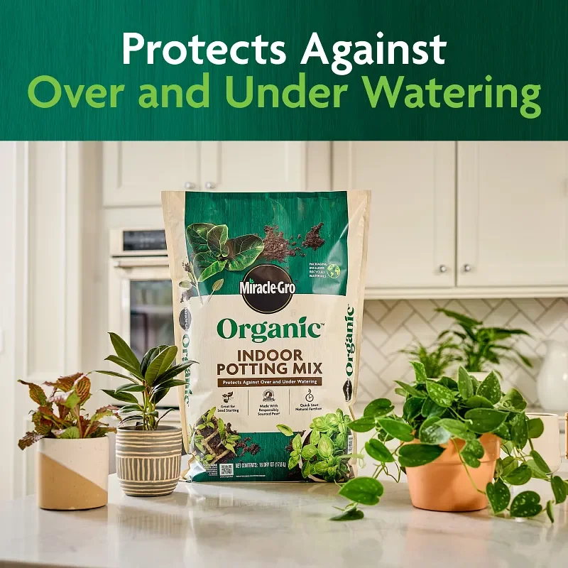 Miracle-Gro Organic Indoor Potting Mix, 16 quart, product view 3